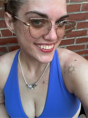 Meet your Posher, Erika